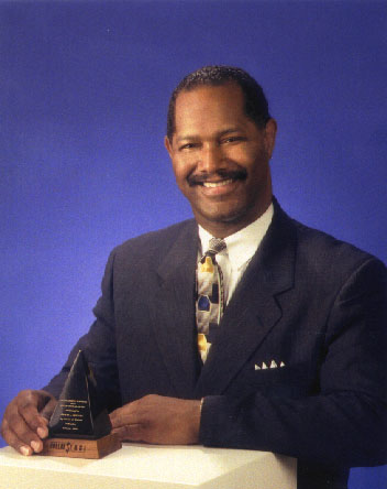 Ernie with Dollar Sense Award